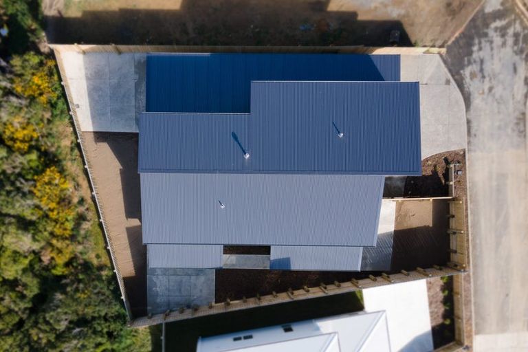 Photo of property in 9 Pine Hill Rise, Glenside, Wellington, 6037