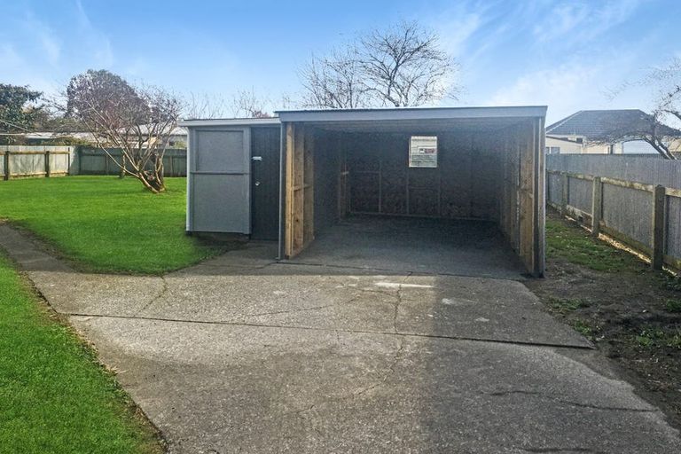 Photo of property in 17 Mclean Street, Woodville, 4920