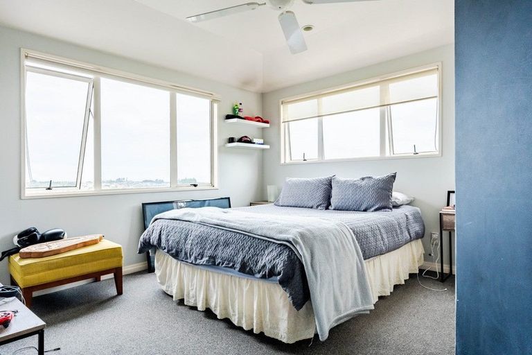 Photo of property in 1201 Whangaparaoa Road, Gulf Harbour, Whangaparaoa, 0930