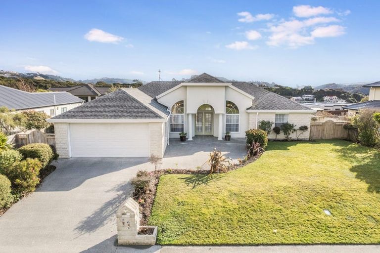 Photo of property in 84 Navigation Drive, Whitby, Porirua, 5024