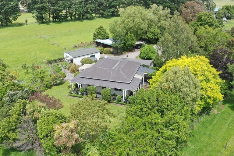 Photo of property in 122 Pohangina Road, Ashhurst, Palmerston North, 4470