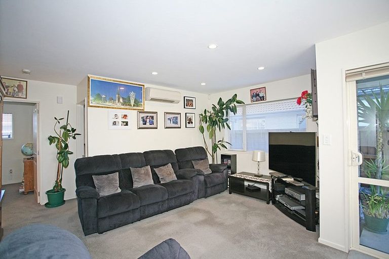 Photo of property in 163b Grahams Road, Burnside, Christchurch, 8053