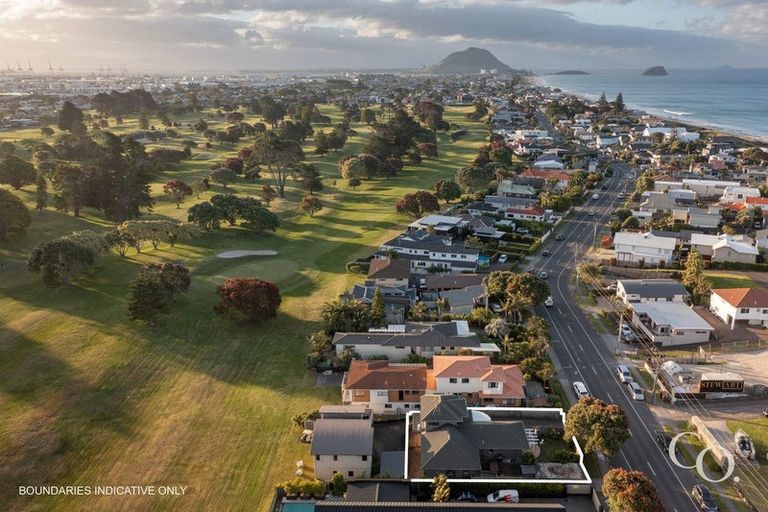 Photo of property in 208 Oceanbeach Road, Mount Maunganui, 3116