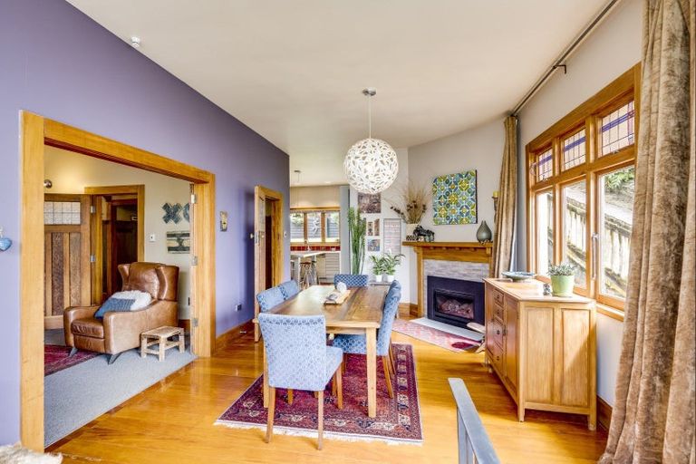 Photo of property in 8 Brewster Street, Bluff Hill, Napier, 4110