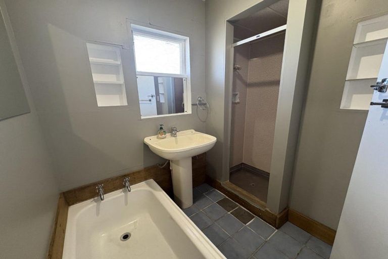 Photo of property in 194 Mahoe Street, Melville, Hamilton, 3206