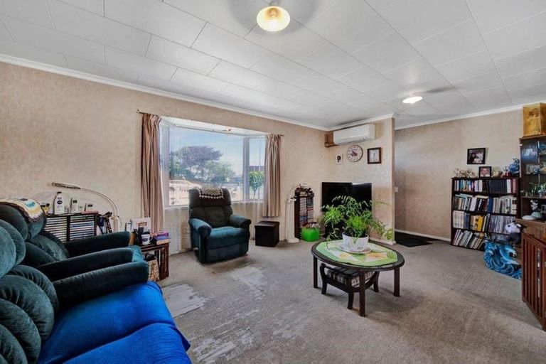 Photo of property in 48 Wilson Street, Hawera, 4610