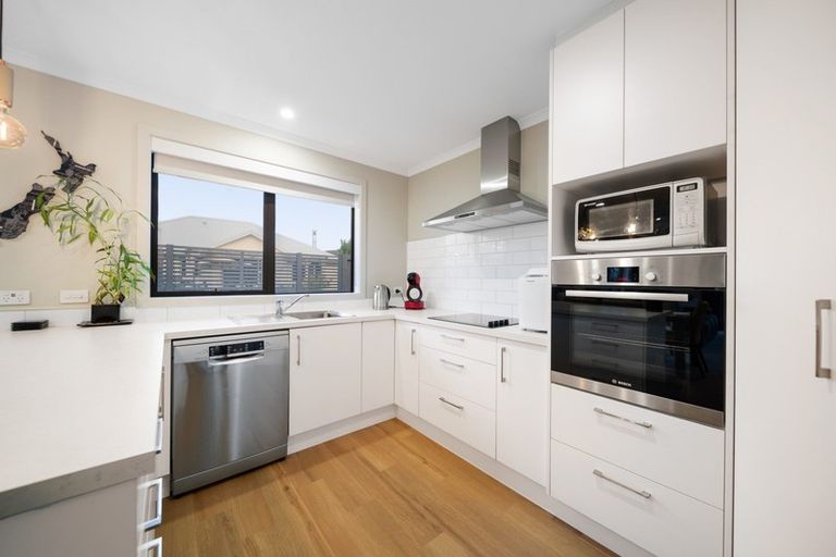 Photo of property in 78 Stratford Drive, Mount Pisa, Cromwell, 9383