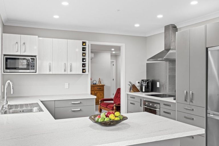 Photo of property in 83a Pukepapa Road, Marton, 4710