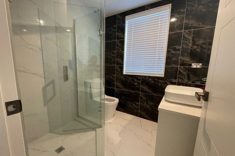 Photo of property in 24 Matahae Drive, Flat Bush, Auckland, 2019