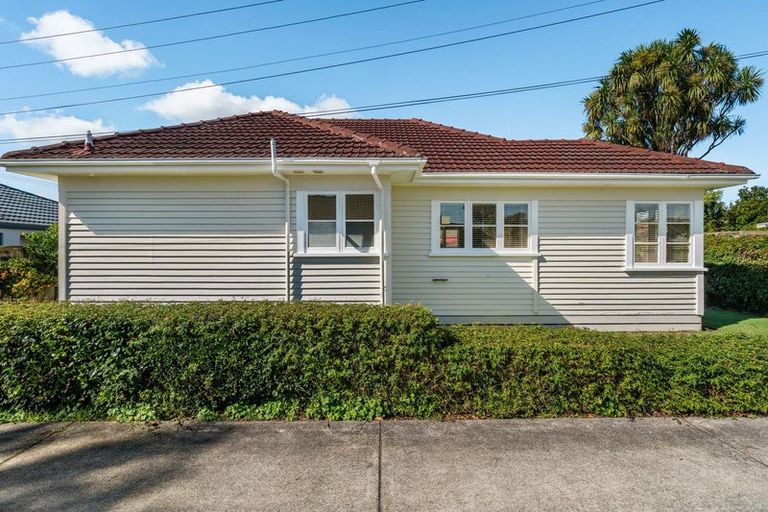 Photo of property in 127b Williams Street, Cambridge, 3434