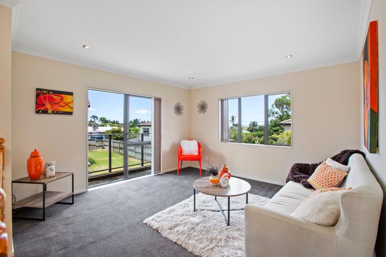 Photo of property in 87b Wallace Road, Mangere Bridge, Auckland, 2022