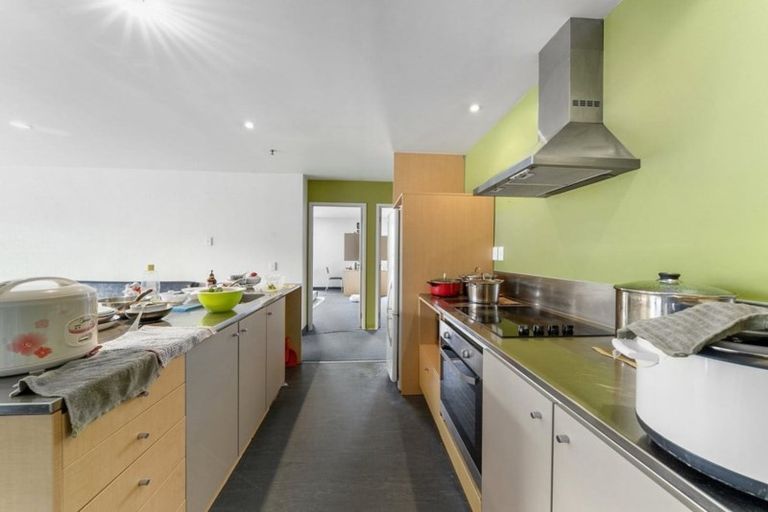 Photo of property in Hanson House, 12/27 Hanson Street, Mount Cook, Wellington, 6021