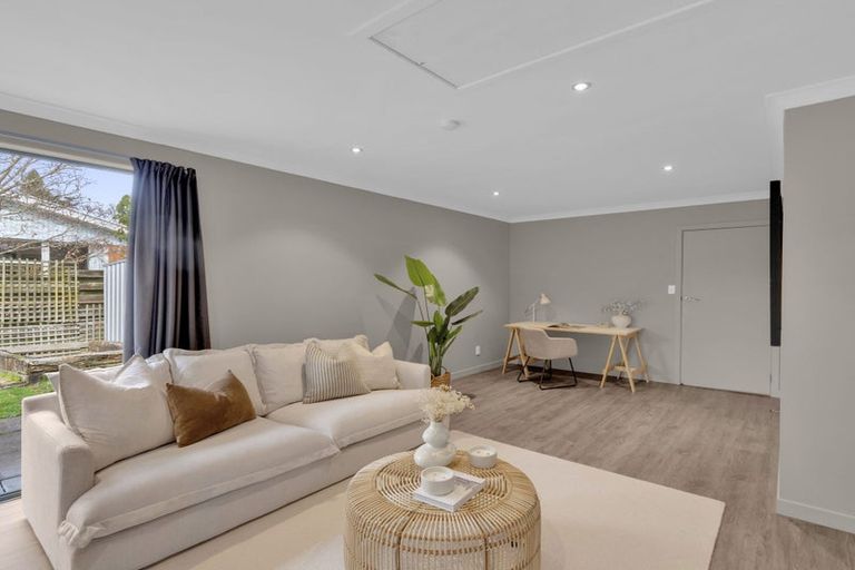 Photo of property in 8 Braid Road, St Andrews, Hamilton, 3200