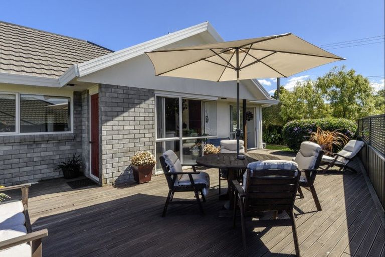 Photo of property in 14 Ryegrass Dell, Welcome Bay, Tauranga, 3112