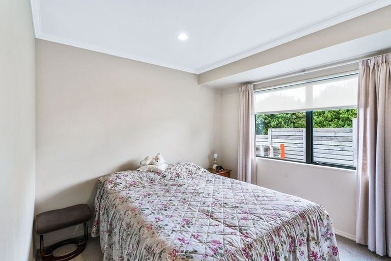 Photo of property in 44 Rush Creek Drive, Westgate, Auckland, 0614