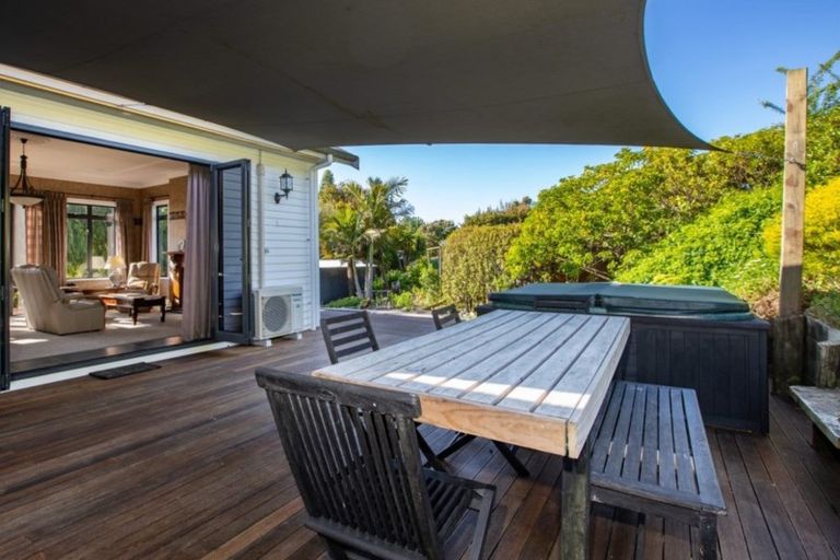 Photo of property in 3 Mahurangi East Road, Snells Beach, Warkworth, 0982