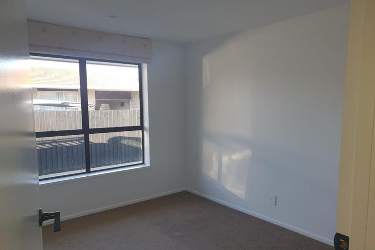 Photo of property in 1/12 Camrose Place, Ilam, Christchurch, 8041