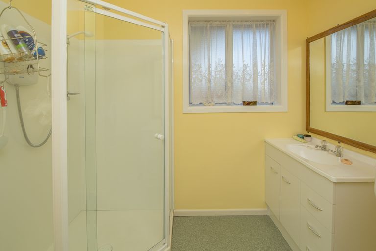 Photo of property in 23 Monowai Crescent, North New Brighton, Christchurch, 8083