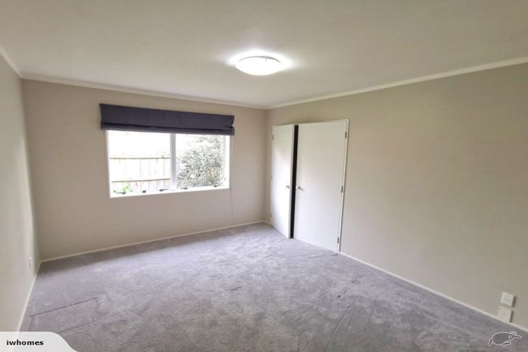 Photo of property in 7 Tarnica Road, Northpark, Auckland, 2013