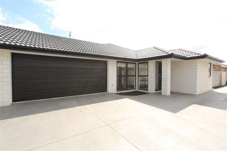 Photo of property in 9a Warwick Avenue, St Andrews, Hamilton, 3200
