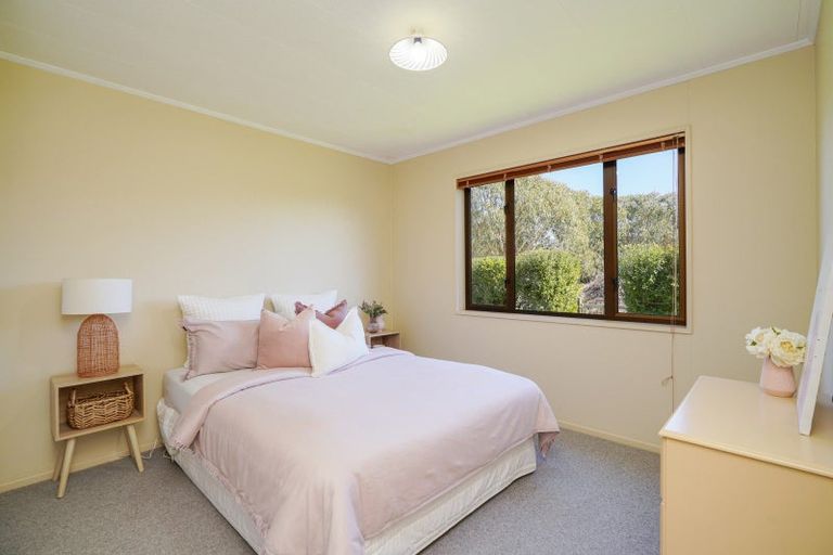 Photo of property in 211 Dunns Road, Otatara, Invercargill, 9879