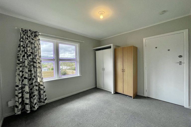 Photo of property in 6 Reid Road, Wainuiomata, Lower Hutt, 5014