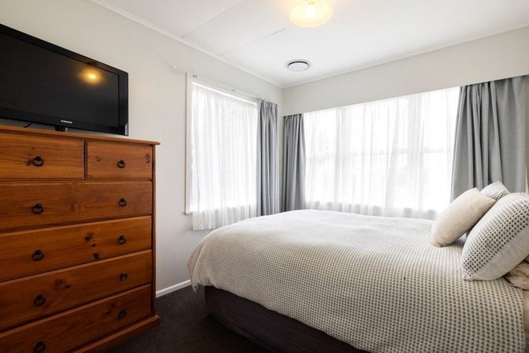 Photo of property in 55 Mears Road, St Andrews, Hamilton, 3200