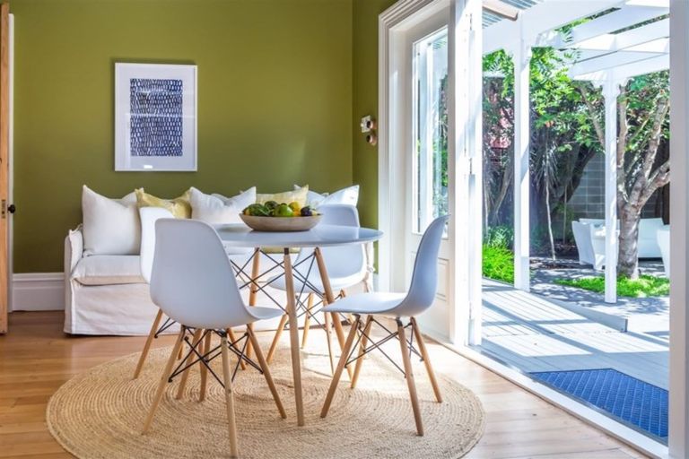 Photo of property in 21 Worcester Street, Christchurch Central, Christchurch, 8013