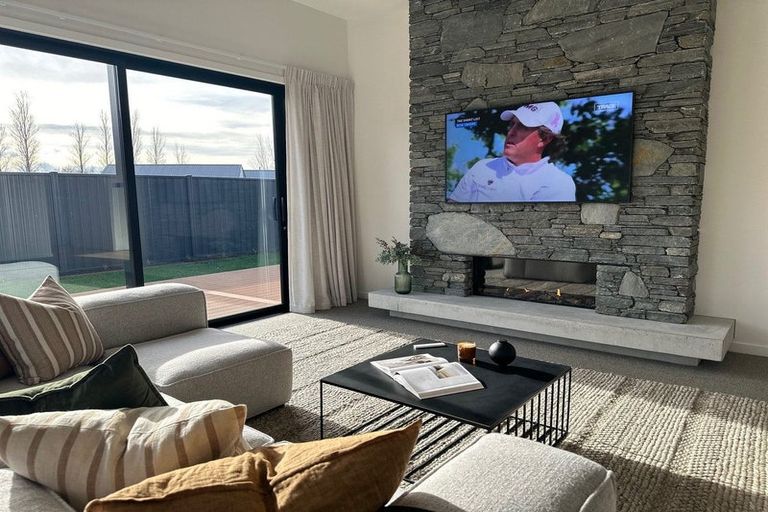 Photo of property in 5a Wakefield Lane, Mount Pisa, Cromwell, 9383