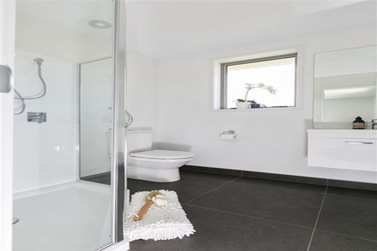 Photo of property in 14c Greenock Road, Ranui, Auckland, 0612