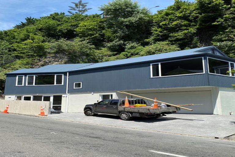 Photo of property in 120 Milton Road, Bluff Hill, Napier, 4110