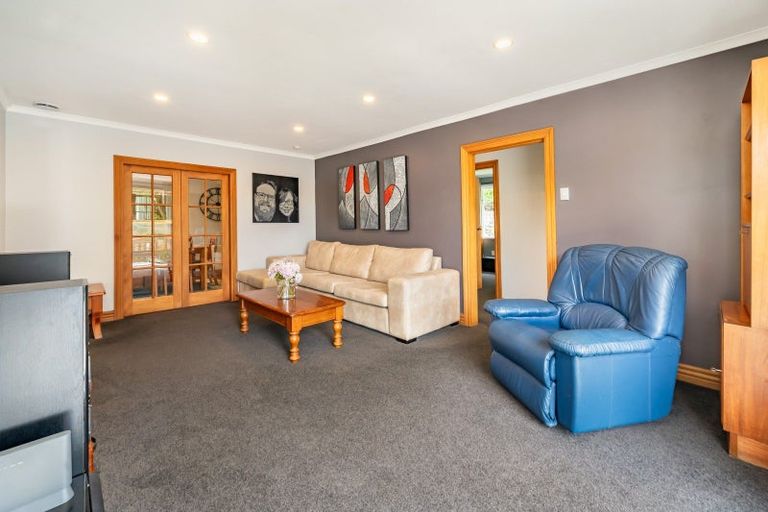 Photo of property in 19 Kitchener Terrace, Johnsonville, Wellington, 6037