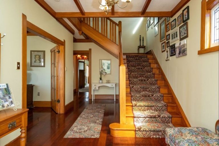 Photo of property in 114 Beach Road, Haumoana, 4102