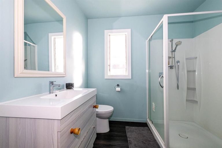 Photo of property in 3 Mckenzie Street, Fairlie, 7925