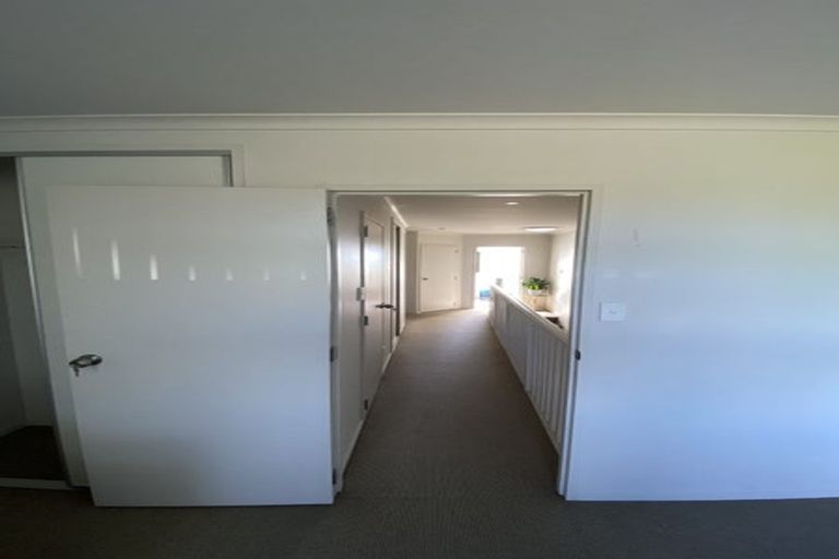 Photo of property in 14 Lime Crescent, Papakura, 2110