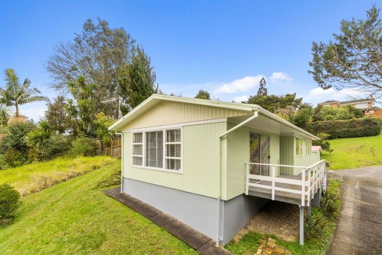 Photo of property in 419 Don Buck Road, Massey, Auckland, 0614
