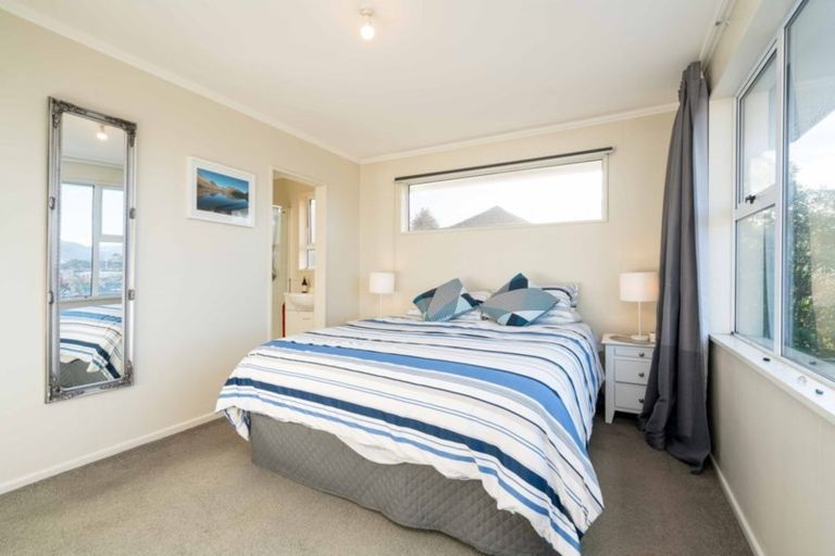 Photo of property in 33a Easther Crescent, Kew, Dunedin, 9012