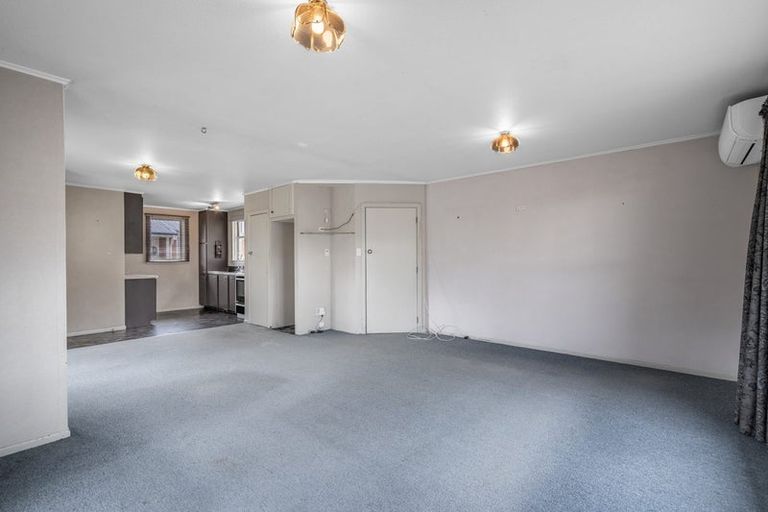 Photo of property in 17 Sword Street, Gore, 9710