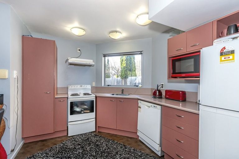 Photo of property in 31a Olliviers Road, Phillipstown, Christchurch, 8011