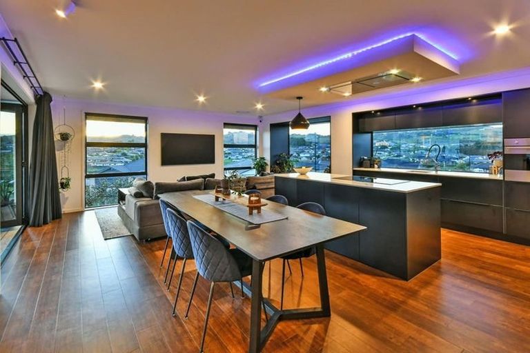 Photo of property in 62 Hillpark Drive, Pokeno, 2402