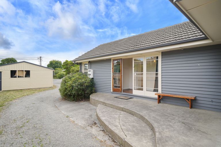 Photo of property in 47 Aorangi Road, Bryndwr, Christchurch, 8053