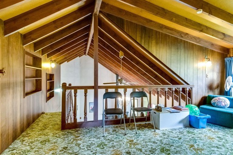 Photo of property in 110 Avondale Road, Taradale, Napier, 4112