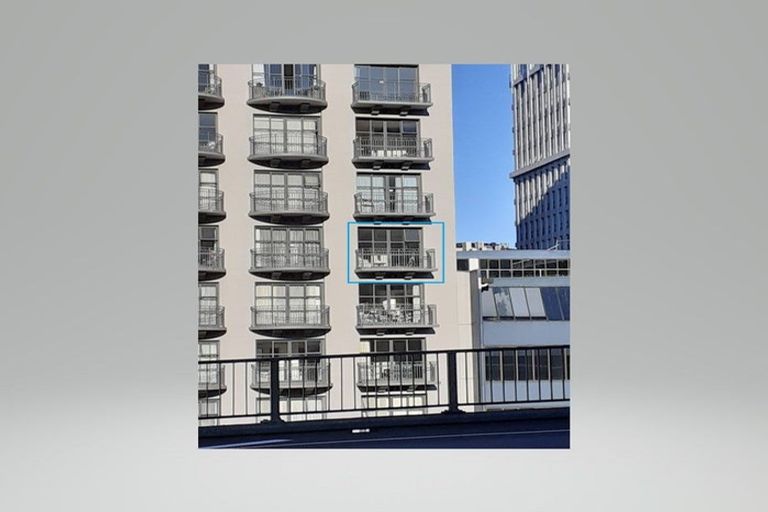 Photo of property in Atrium Towers, 5r/154 The Terrace, Wellington Central, Wellington, 6011