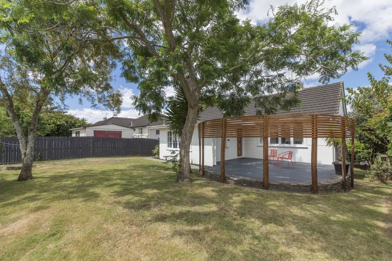Photo of property in 65 Henderson Crescent, Parkvale, Tauranga, 3112