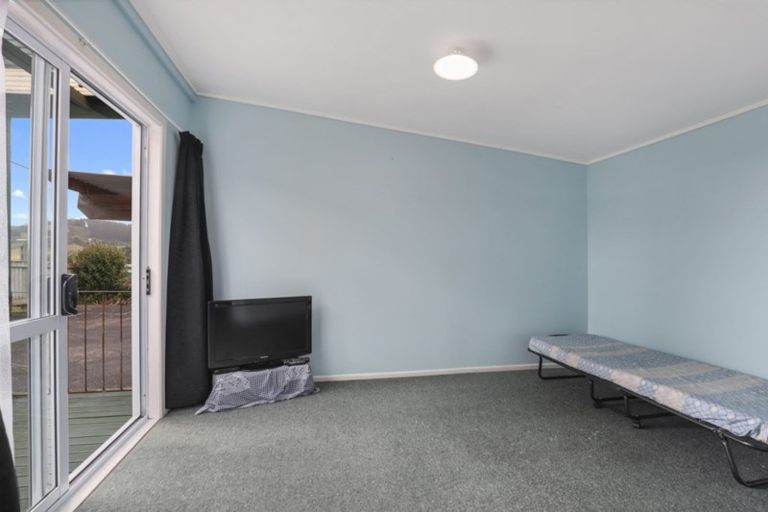 Photo of property in 15 Point Street, Raglan, 3225
