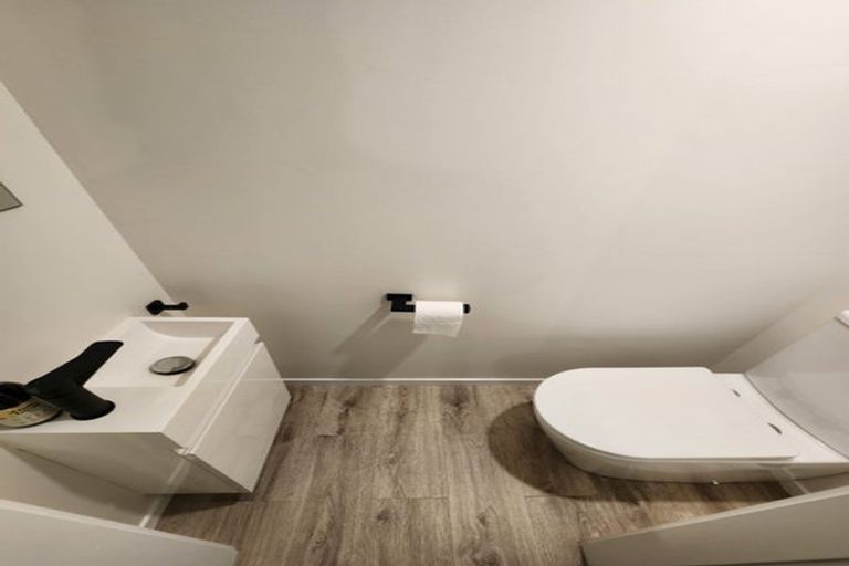 Photo of property in 76 Lord Street, Stokes Valley, Lower Hutt, 5019