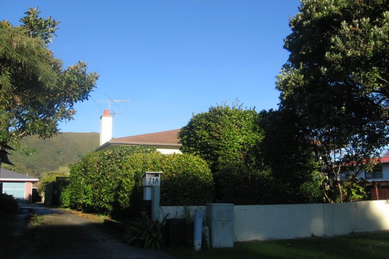Photo of property in 71 Cambridge Terrace, Waterloo, Lower Hutt, 5011