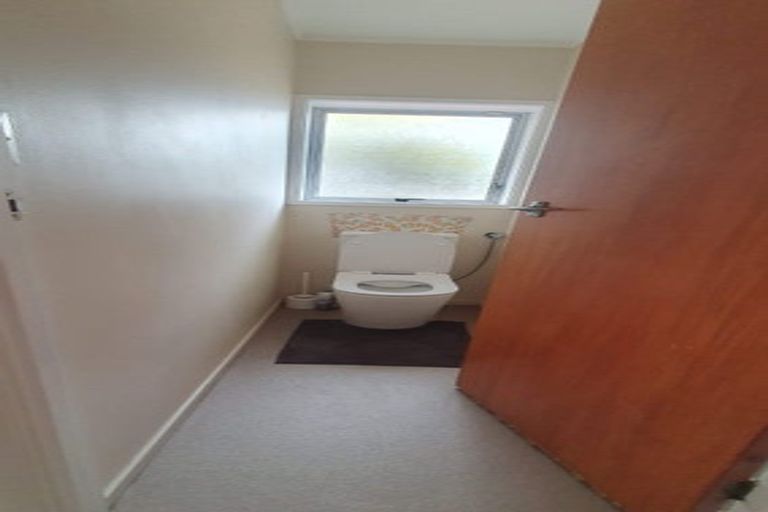 Photo of property in 1/34 Walton Street, Red Beach, 0932