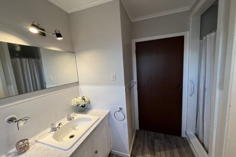 Photo of property in 2 Park Lane, Waitara, 4320