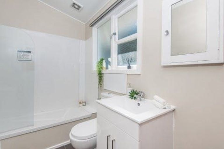 Photo of property in 74a Quebec Street, Kingston, Wellington, 6021